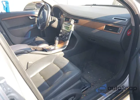 2010 Volvo S80 T6 z USA, uszkodzony, nr VIN YV1992AH1A1123471